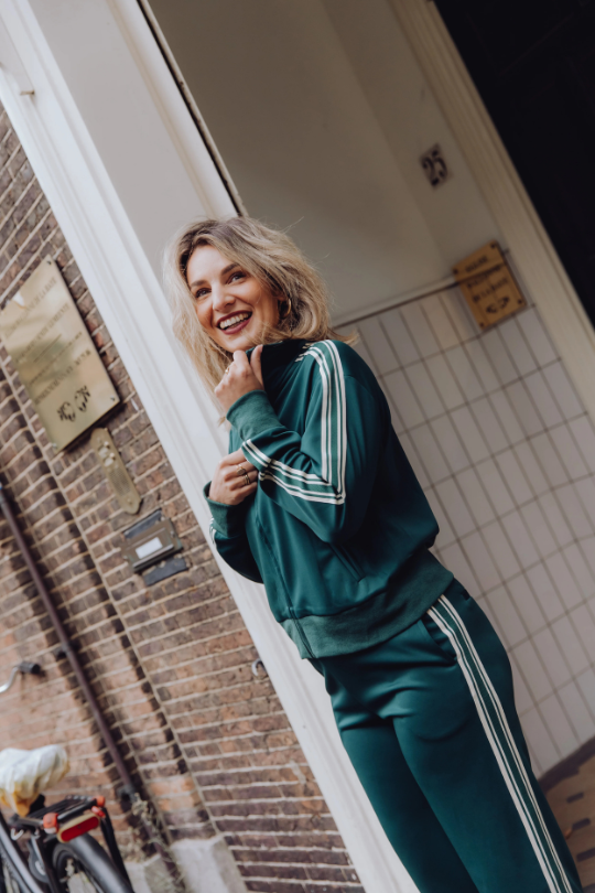 Bella | Ensemble