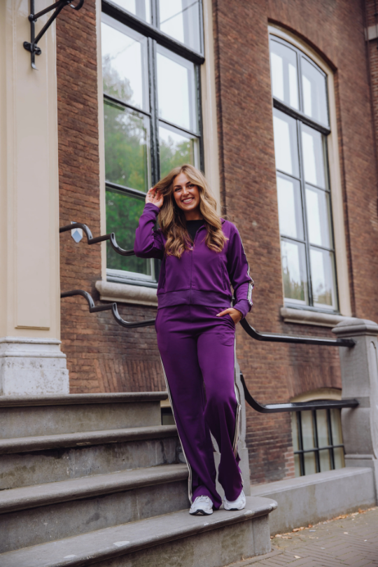 Bella | Ensemble